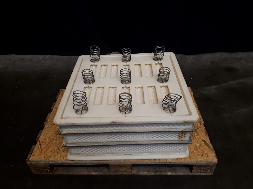 Laude Microperforated mould 112 kg Cheese moulds